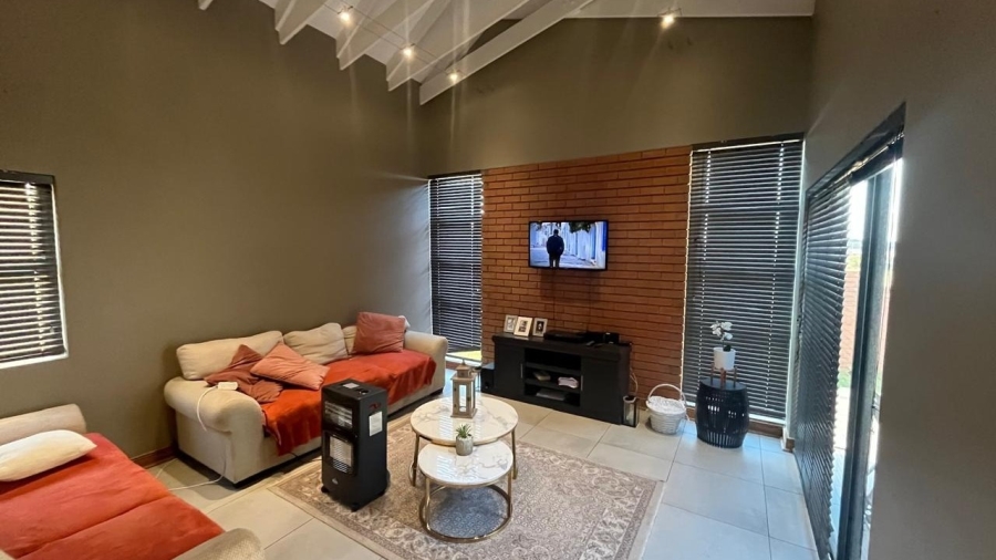 3 Bedroom Property for Sale in Wild Olive Estate Free State